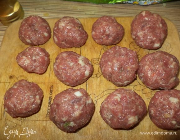 скатать маленькие тефтельки ок 3 см