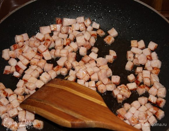 Обжариваем на оставшейся 1 ст.л. масла до золотистой корочки.