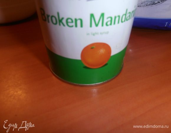 Вот такая баночка мандаришек "завалялась" у меня! Переводится на русский что-то типа "битые мандарины")))