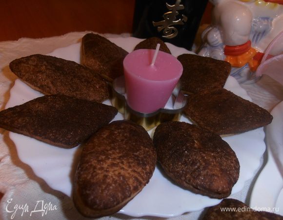 Если у вас нет таких выемок, то можно просто вырезать кружочки стаканом или рюмкой. Угощайтесь!