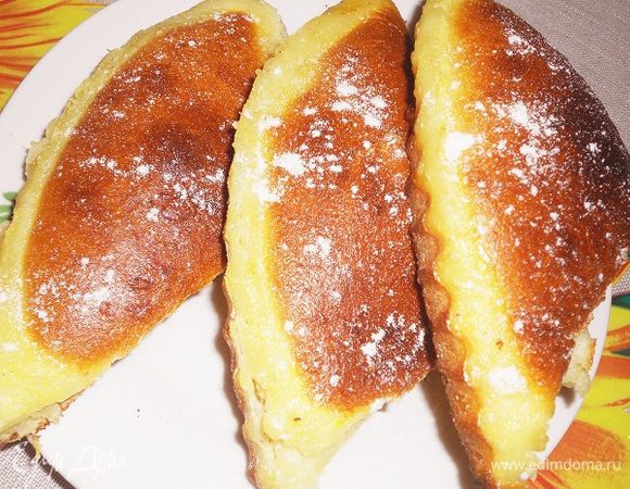 Достать из духовки, остудить и наслаждаться.  
Приятного аппетита.
При подаче можно посыпать сахарной пудрой.