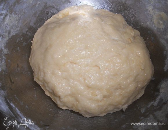 Оставить тесто на подход на 1 час.