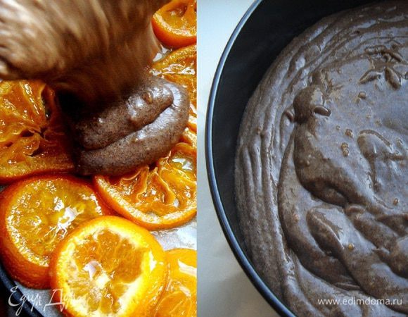 Дно формы (20 см) выстелить пергаментом. Выложить в два слоя мандариновые дольки в форму и залить их тестом. Выпекать пирог при 200*С около 30-40 минут. Остудить в форме. Затем провести по бокам формы лопаткой и перевернуть пирог на тарелку. Приятного чаепития!