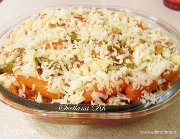 Посыпать сыром. Запекать 30 минут при 170 гр.