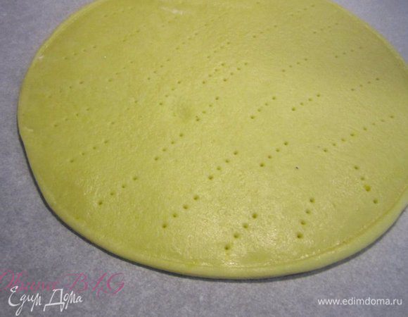 Наколоть вилкой.