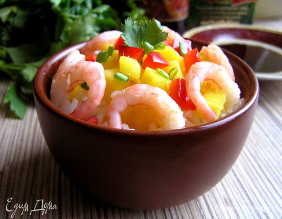 Салат подавать с соусом. Приятного аппетита! :)