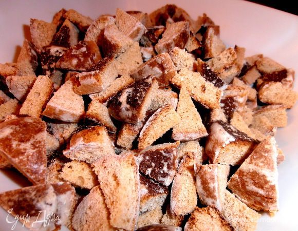 Вот такой хаос из пряничных кусочков получается.