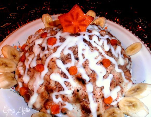 Устанавливаем опять с помощью зубочистки звезду в центр тортика.Если плохо держится,сзади воткните ещё парочку зубочисток.