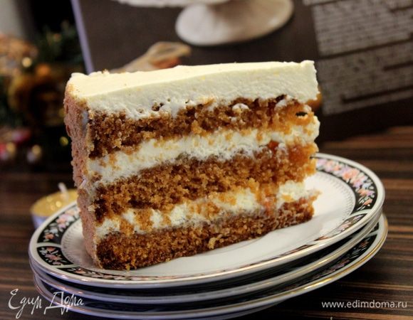 Темное пиво можно использовать любое, но не крепкое, иначе бисквит будет горчить и слишком сильно пахнуть пивом. Если пива совсем не хочется, можно его заменить варенным кофе, водой или сывороткой. При этом вкус бисквита будет совсем иным... Масло виноградной косточки идеален для этого торта, но и его можно заменить на  растительное без запаха....Мед возьмите нейтральный, без ярко выраженного вкуса - гречишный и каштановый здесь не годятся...