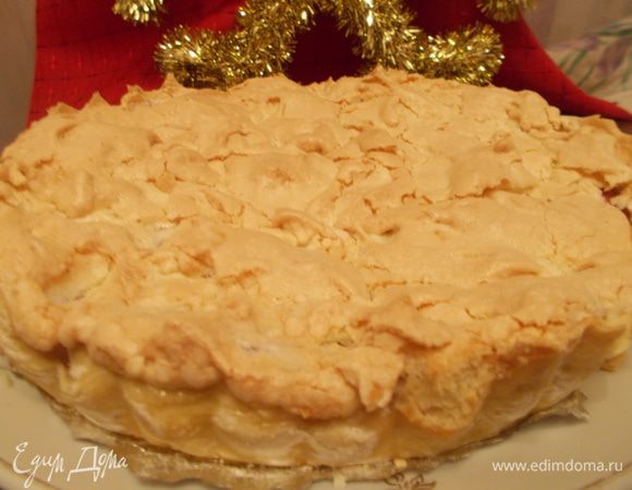 Когда пирог готов,оставляем его в форме ещё на пол часа. Достаем пирог из формы и оставляем его постоять минут на 30 до нарезки:) Очень вкусно!:)