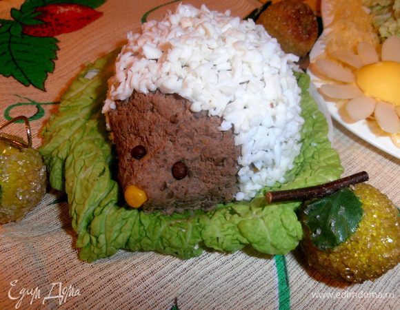 И по щепоточке накладываем на наших ежей!