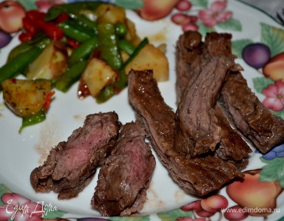 И подаем к столу с гарниром и овощами. Приятного аппетита!!!