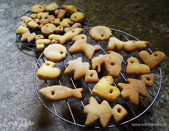 Готовые пряники полностью охладить.