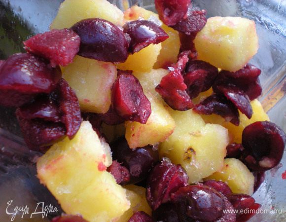 на следующий день взбить блендером до однородной консистенции, добавить мед при необходимости 