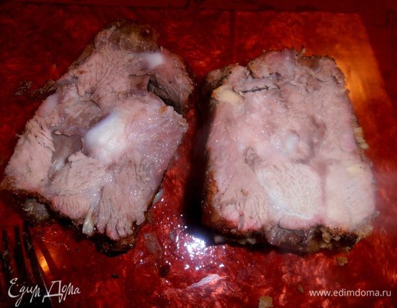 Верхнюю часть с рёбрами я срезала(нашлось кому их погрызть!),так как рёбрышки шли наискосок и нужно было их пилить.