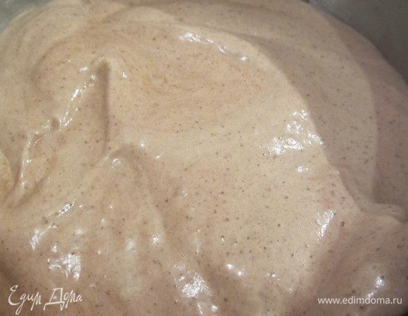 Тесто должно оставаться пышным.