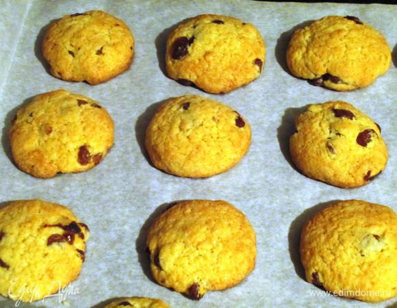 Выпекать в разогретой до 180° С духовке 10 -15 минут. Остудить на решётке. Приятного аппетита:)