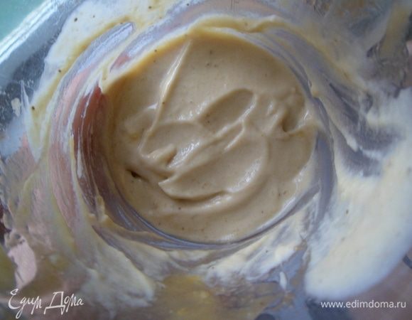 и добавляем крем-фреш, перемешиваем