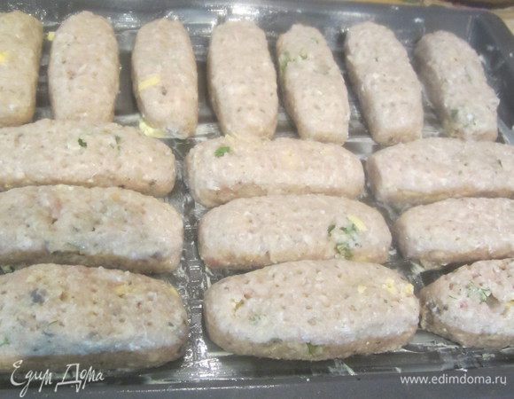 У меня котлетки получились не маленькие - котлетища!