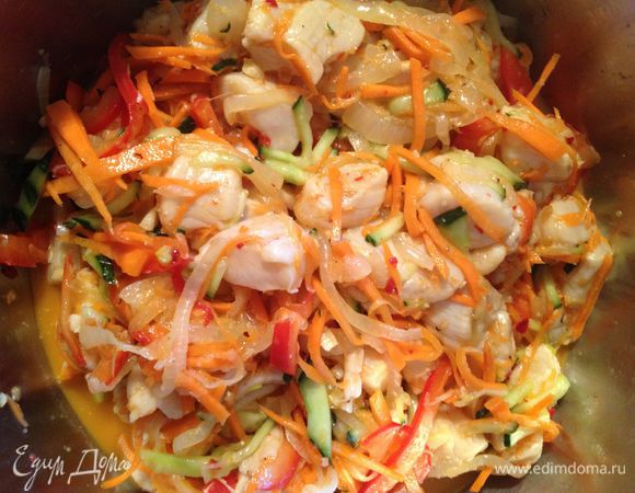 все тщательно перемешать, попробовать. Если не хватает кислинки, добавить уксусной эссенции.