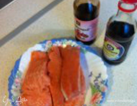 Смешать наршараб, соевый соус и растительное масло. Добавить перец чили, тимьян. 