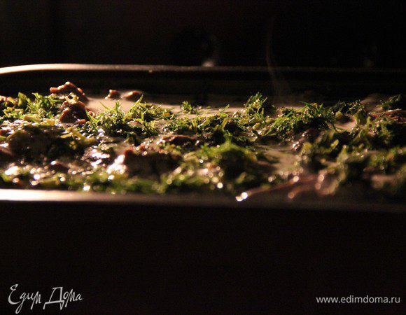 Ставим в духовку на 180 градусов на 25-30 минут. 

Когда будет готов обязательно дать постоять минут 15 только потом резать и подавать на стол! Очень вкусно, мягко и нежно!!!!! Приятного аппетита!!!!