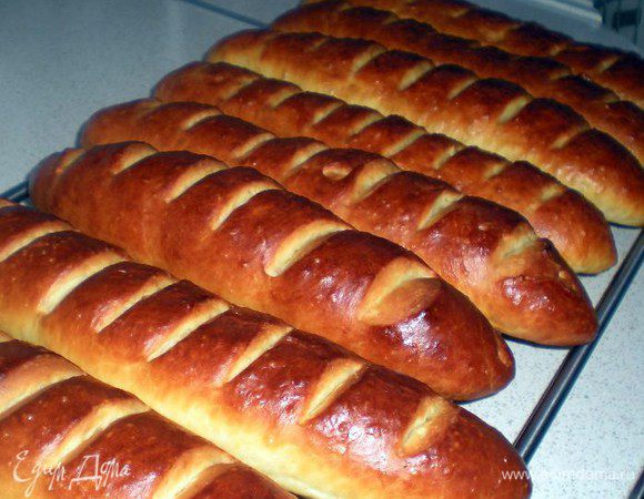 Духовку разогреть до 220гр. Выпекать 10-15 мин.Пока корочка не станет темно-золотистой.Остудить на решетке.