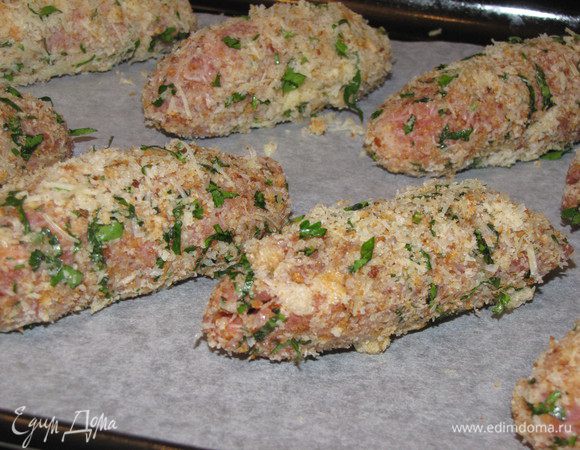 Выложить на противень, застеленный пекарской бумагой и запечь в духовке 15-20 минут при 220 гр. Приятного аппетита!