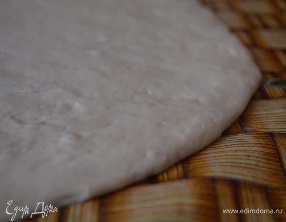 Оно не должно быть слишком толстым.