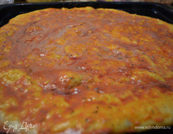 Снова обмазать 3 ст.л. соуса.