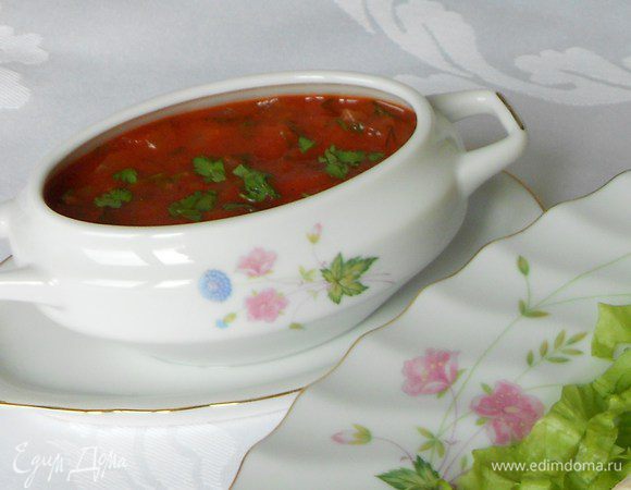 Остудите, добавьте чёрный молотый перец и нарезанные листочки петрушки или базилика.