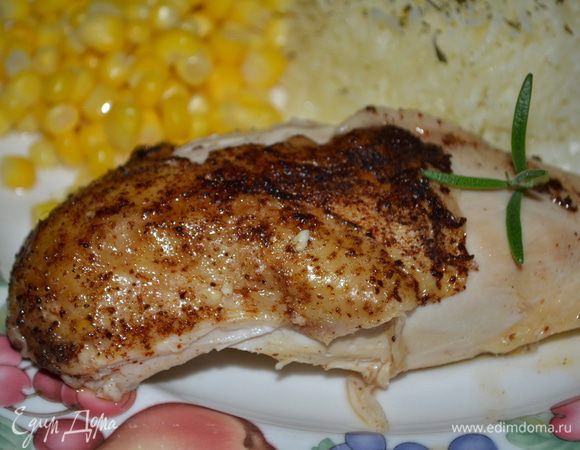 Достанем пакет с  курицей, откроем осторожно. Дадим ей отдохнуть 10 мин. перед разрезанием. Разрезанную курицу подаем к столу. Приятного аппетита!!!