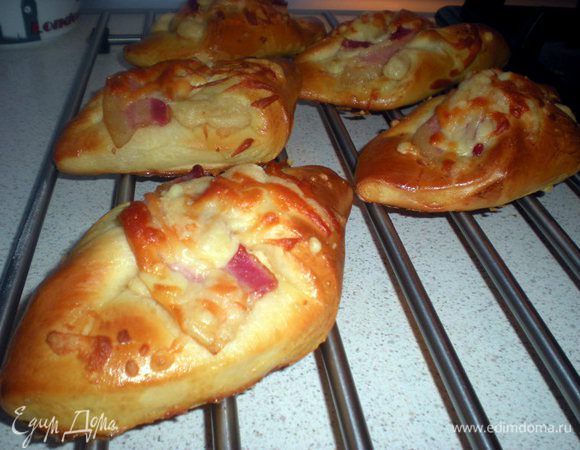 Немного остудить на решетке.