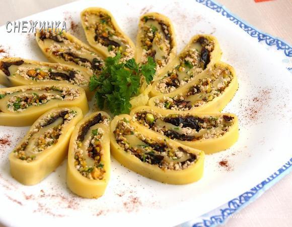 Перед подачей нарезаем ломтиками. Приятного аппетита!