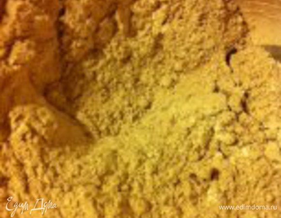 Смешайте вместе сухие ингредиенты - муку, соль, соду, какао