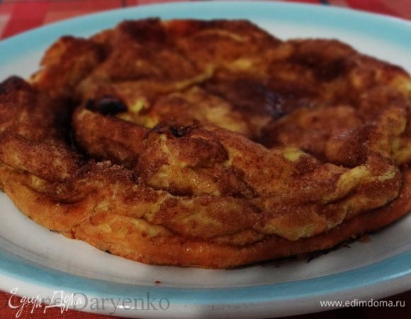 Уже остывший пирог можно есть с чаем)  Приятного чаепития!