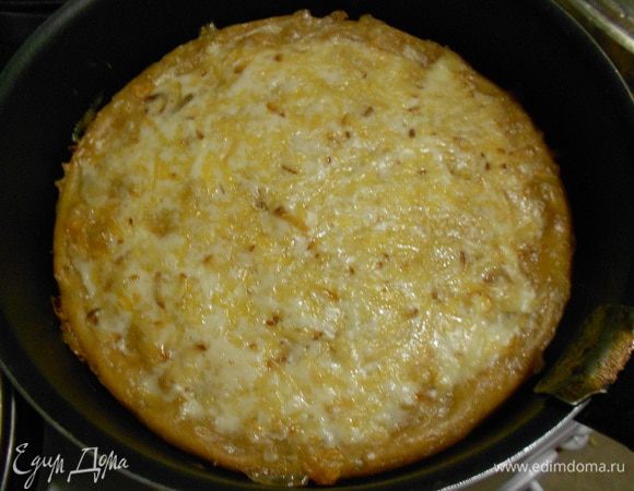 Есть можно и теплым, и холодным... вкусно... Делала по этому же рецепту с мясным фаршем... понравилось...

Приятного аппетита !!!