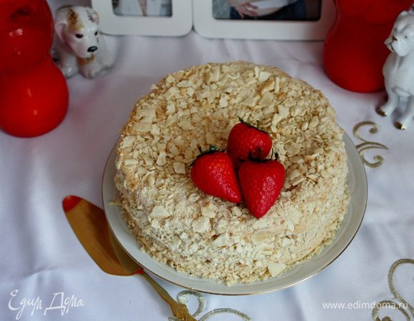 А еще на днях я пекла "Невесту Наполеона" от Ниночки http://www.edimdoma.ru/retsepty/50360-tort-nevesta-napoleona...Такой вкусный тортик, крем фантастический просто!!!