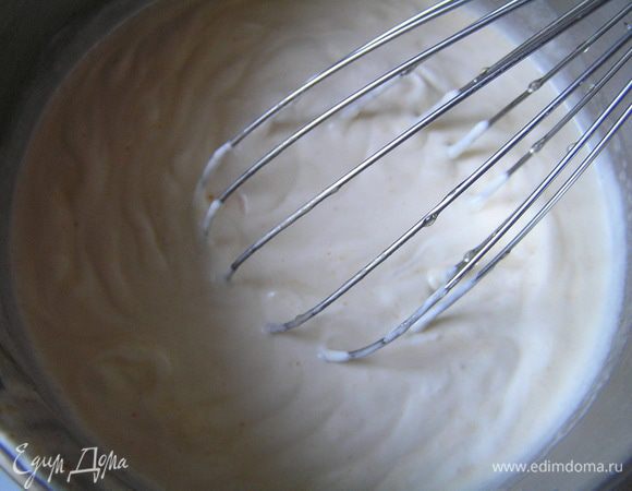 Перемешать. Баварский мусс с хурмой готов!
