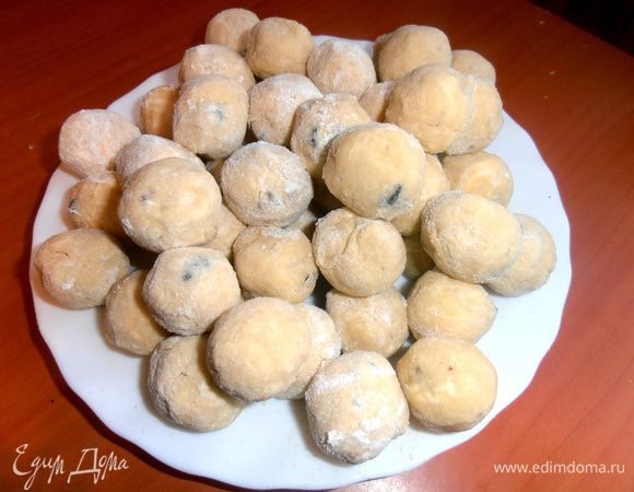 Пока катаем остальные шарики-заготовки...