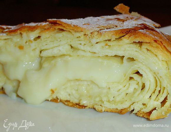 Этот пирог хорош как теплый, так и холодный.
Приятного аппетита!