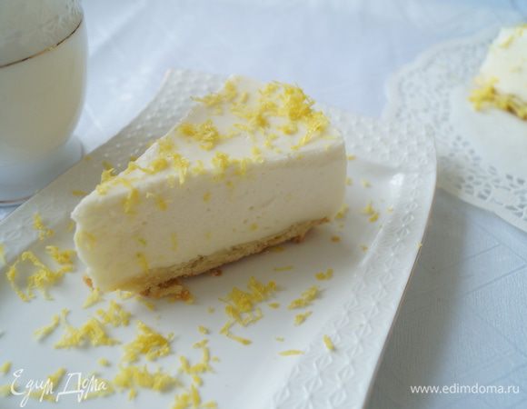 Нарезаем на кусочки, сухим ножом. Приятного чаепития!!!