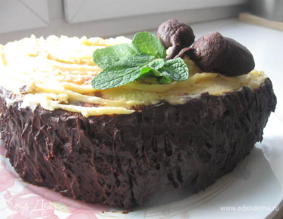 Украсить торт шоколадными желудями, листиками мяты.
Приятного  чаепития!

