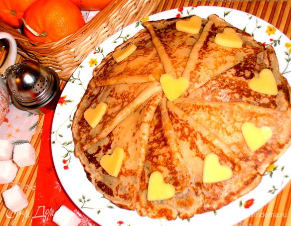 И раскладываем на блинчики ,показывая тем самым, из чего сделана начинка.