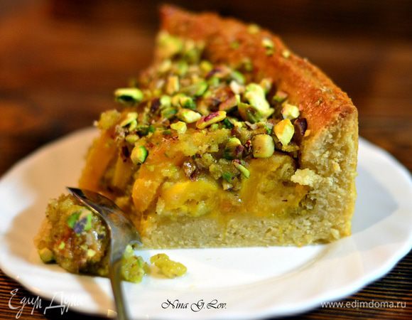 и только тогда резать на кусочки. Приятного чаепития!