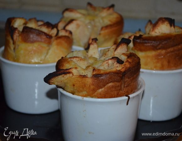 выпекаем еще 25-30 минут при той же температуре - пудинг в итоге ОЧЕНЬ вырастет, но потом осядет) вкусный в теплом виде! 