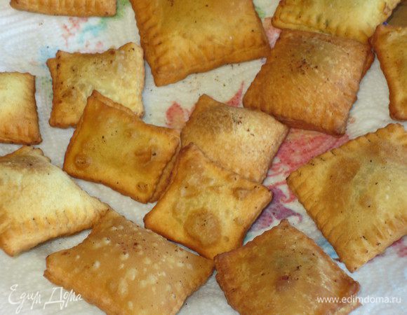 Переложить на бумажнoe полотенцe. 