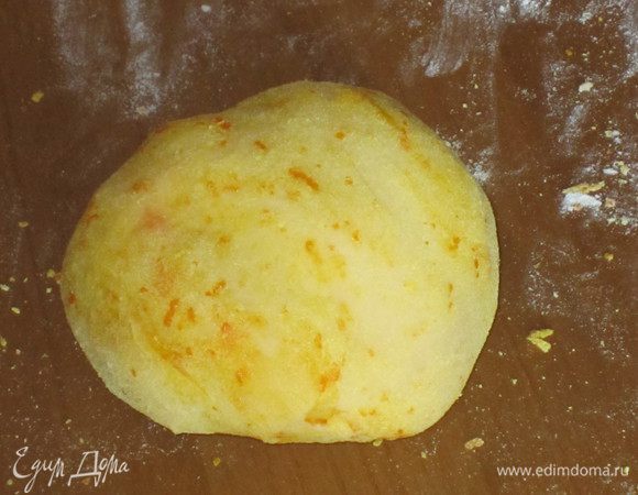 2-й вариант: В тесто добавить апельсиновую цедру.