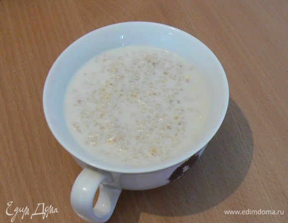 берем кашу (если нет каши можно овсяные хлопья залить горячим молоком и дать настояться)