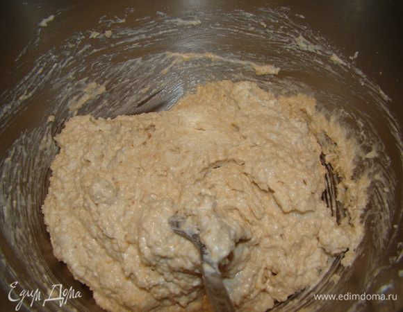 Для каждой порции взбивать 3 белка + 60 г сахара, аккуратно перемешивать